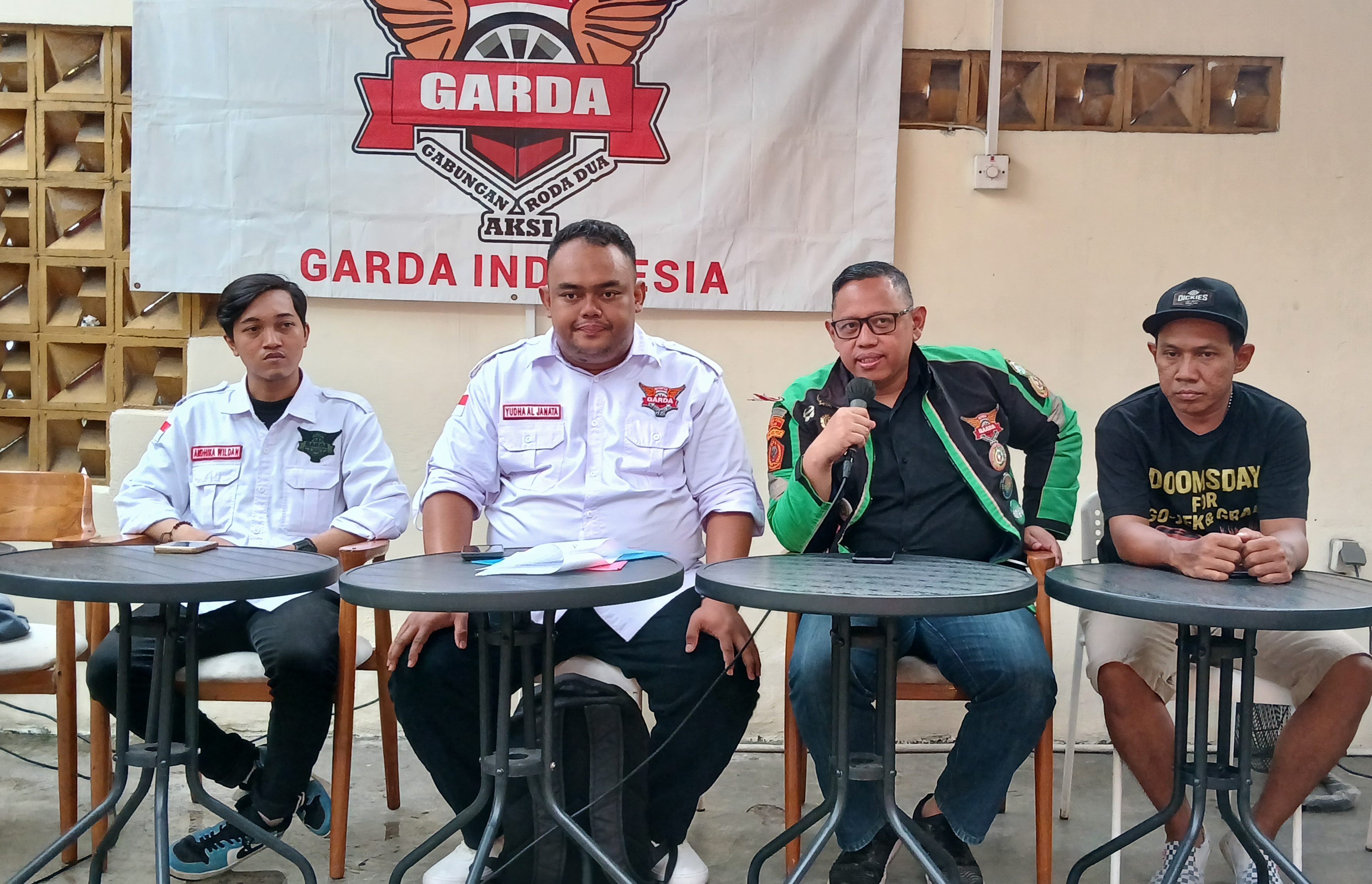 50 Ribu Ojol Ancam Kepung Istana dan Off Bid Massal 21 Juli 2025, Bawa 5 Tuntutan untuk Prabowo