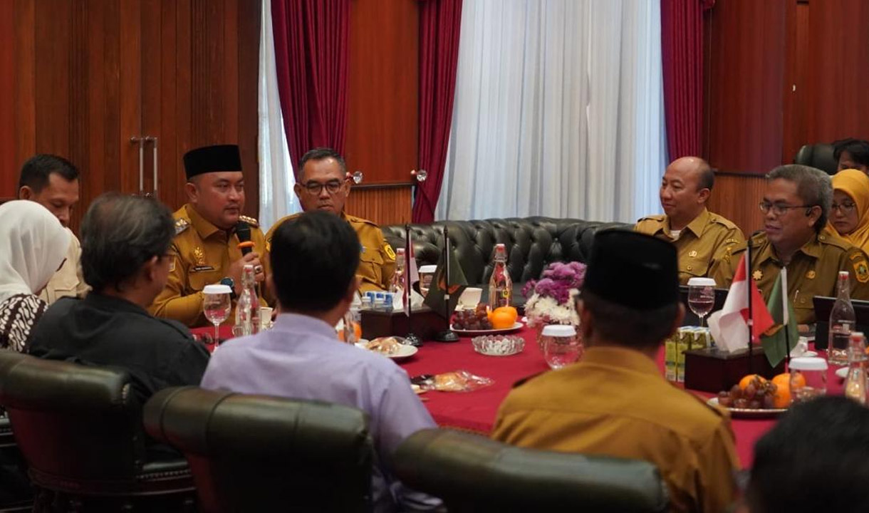 Bangun SDM Unggul, Bupati Bogor Canangkan Program Satu Desa Satu Sarjana