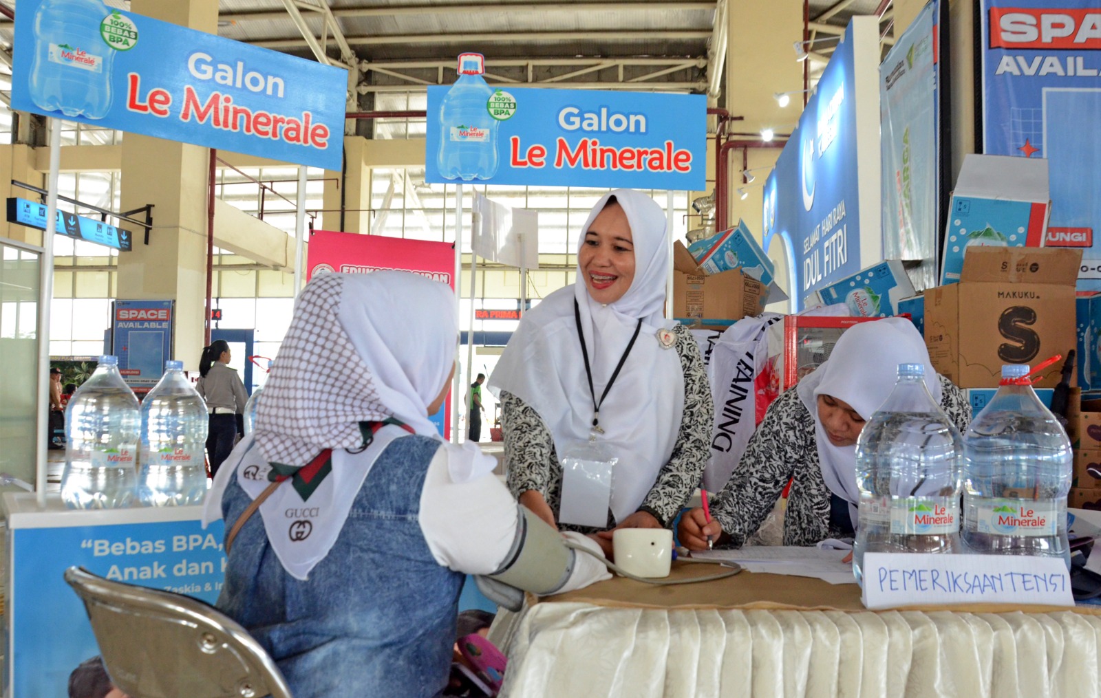 Pentingnya Ibu Hamil Perlu Air Mineral Berkualitas dan Bebas BPA di Saat Mudik