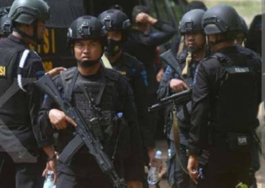 Densus 88 Tangkap 10 Teroris di Solo Raya