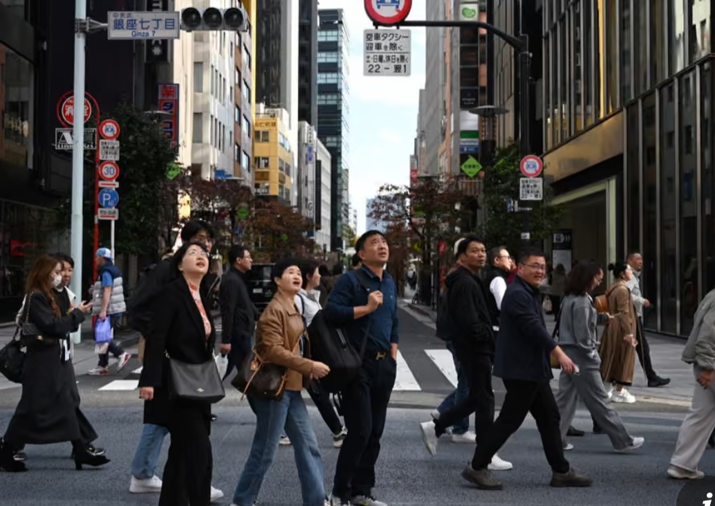 Imbas China Larang Warganya ke Jepang, Sektor Pariwisata dan Ritel Negeri Sakura Rontok