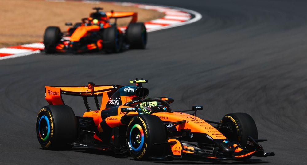 Masalah Kelistrikan Unit Daya, Dua Mobil McLaren Gagal Start di GP China