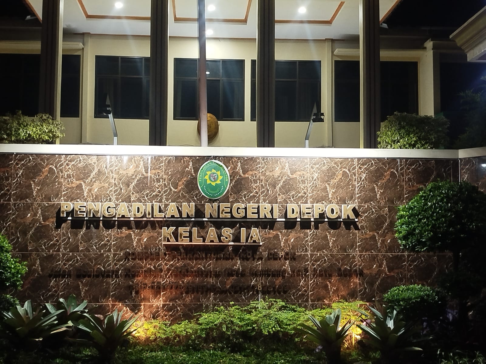 Wakil Ketua PN Depok Terjaring OTT KPK, Begini Suasana Kantor Pengadilan Malam Ini