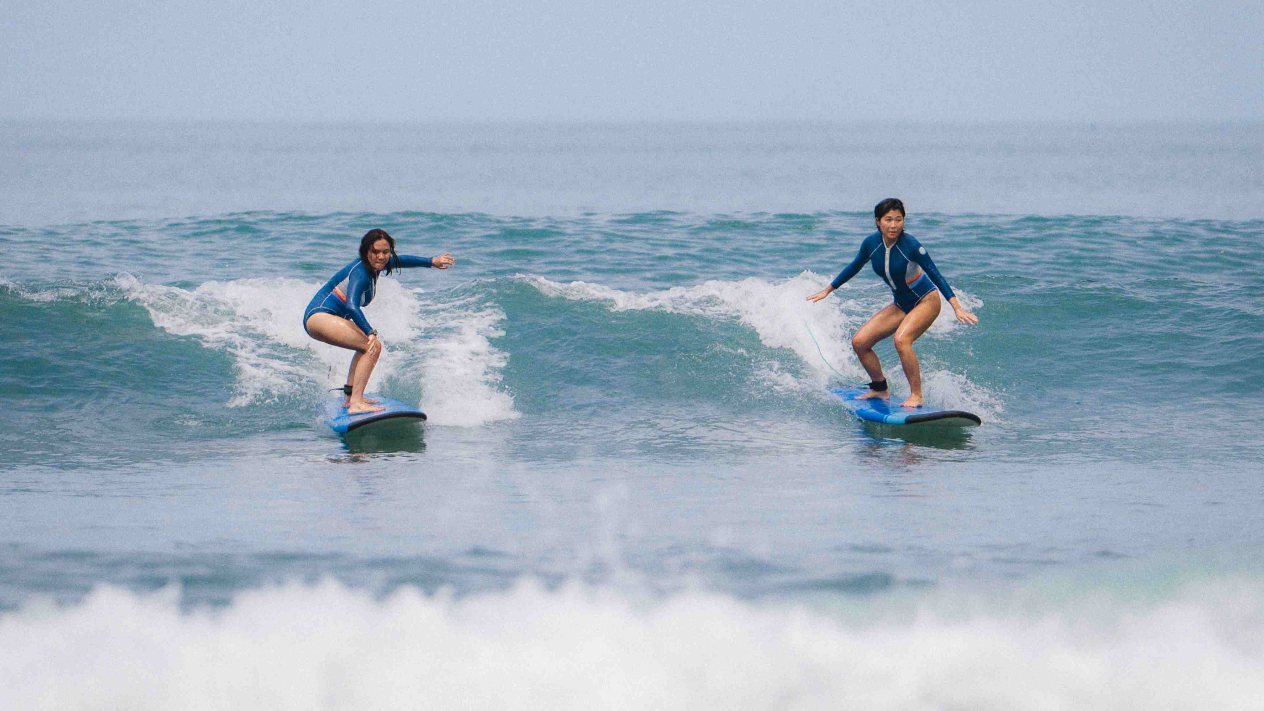 Girls Day Out Goes Surfing 2025 × Yummy Dairy Jadi Wadah Pemberdayaan Perempuan Lewat Olahraga Ekstrem