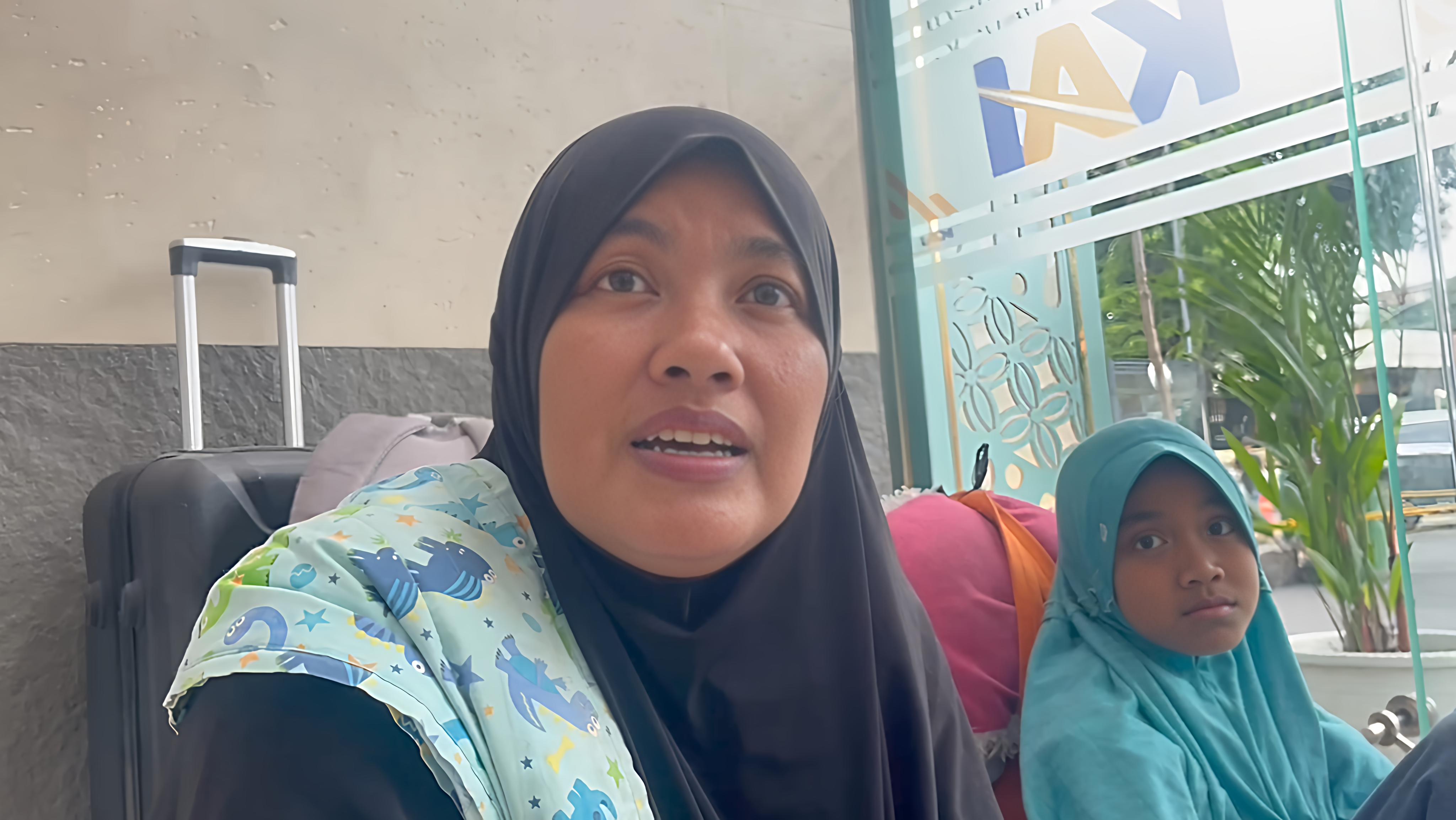 Alhamdulillah, Bu Ida dan Keluarga Senang Bisa Pulang ke Sragen Berkat Mudik Gratis dari KAI