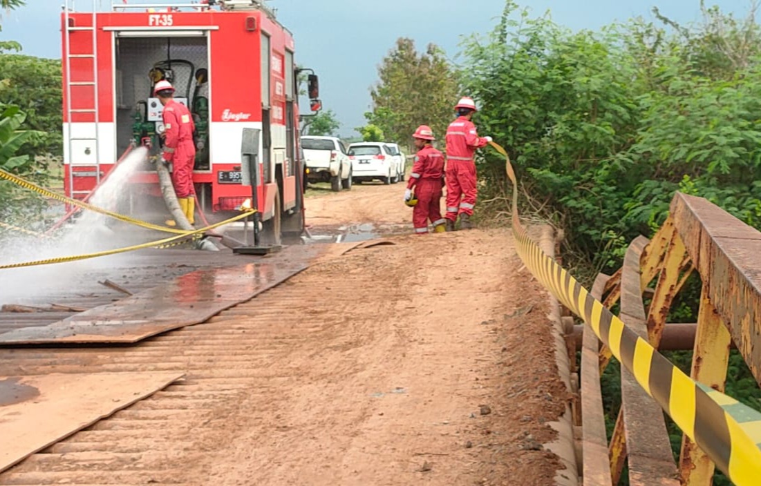 Pertamina Investigasi Pipa Bocor