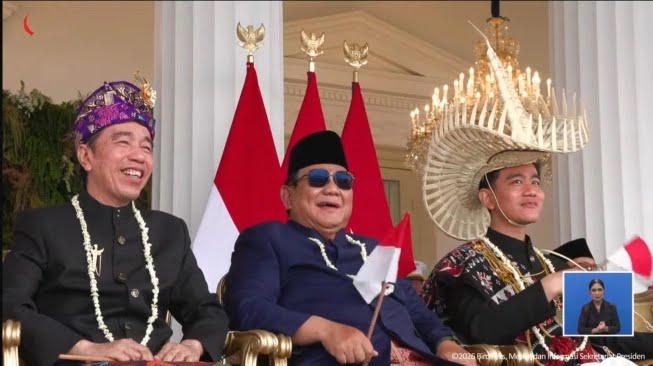 Momen Prabowo-Jokowi Akrab di HUT RI, Mensesneg: Mereka Kadang Panggil 'Bestie'