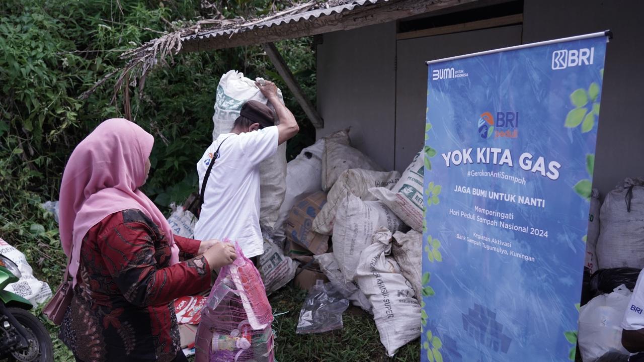 BRI Raih Penghargaan Platinum pada BISRA Awards 2024 Berkat Upaya Nyata Atasi Masalah Sampah dan Lawan Perubahan Iklim