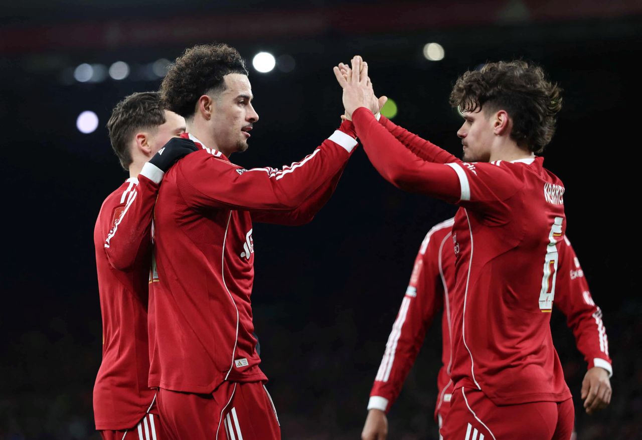 Liverpool vs Brighton 3-0, The Reds Amankan Tiket 16 Besar FA Cup