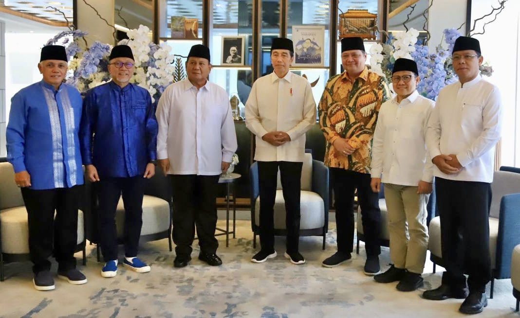 Jokowi Berusaha Kawinkan KIB dan KIR 