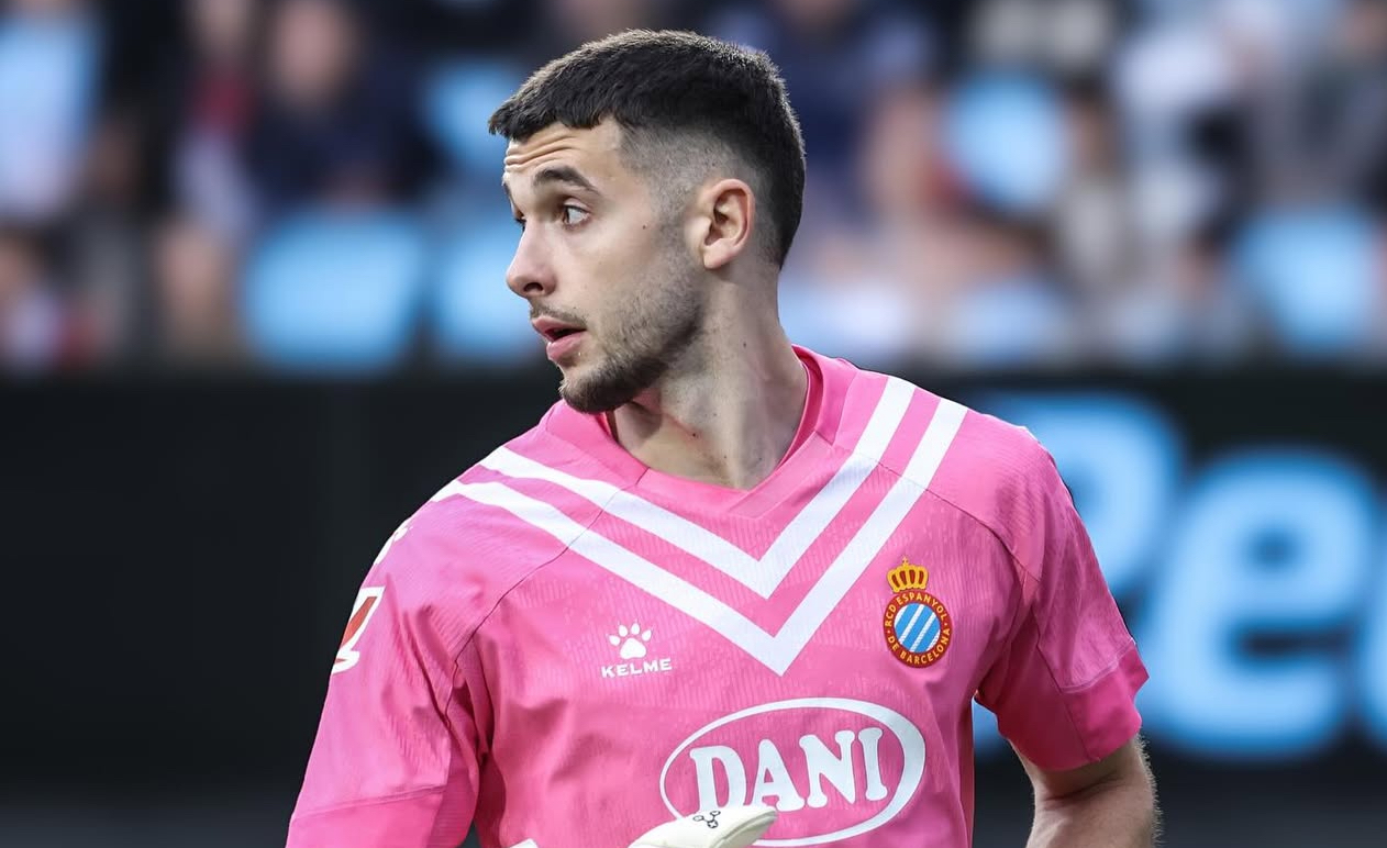 Manchester United Cari Pengganti Andre Onana, Bikin Repot Arsenal Rekrut Joan Garcia 