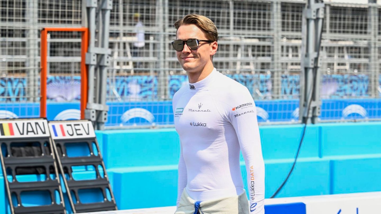 FP1 : Maximilian Gunther Memimpin dalam Pembuka Seri 10 Formula E 2023 Jakarta