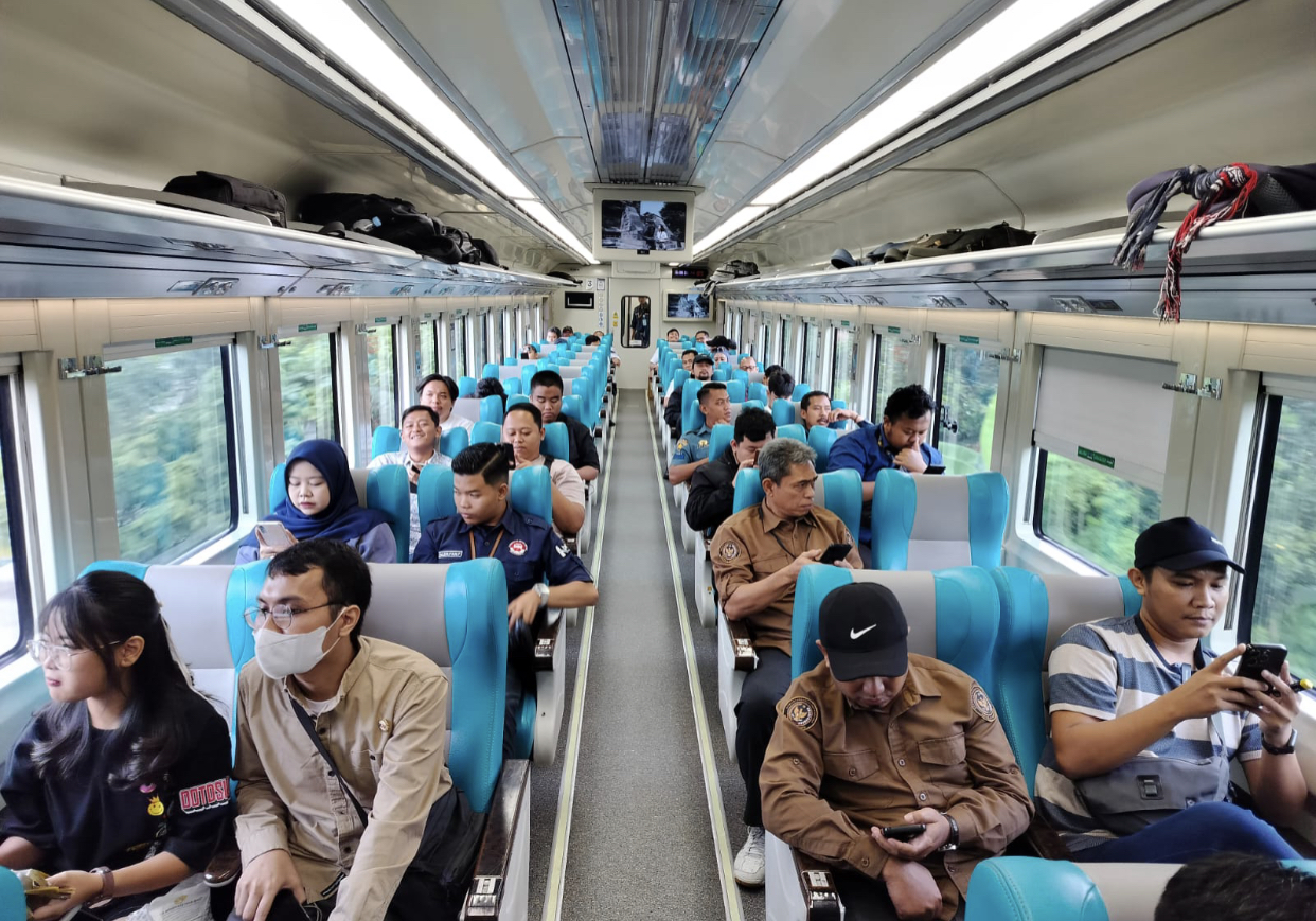 Layanan Direct Train Gambir-Yogyakarta Cuma 6 Jam, Kelas Eksekutif Hanya Rp400 Ribuan Sambut Nataru