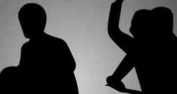 Ngeri! Begal 3 Orang Serang Ojol Tengah Malam, Motor Rp22 Juta Amblas