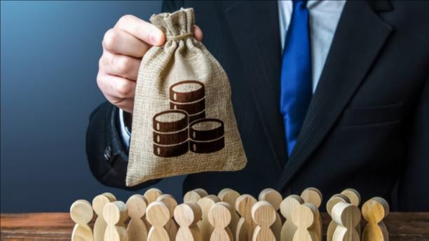 Tarik Ulur Kenaikan UMP 2026: Pengusaha Khawatir, Pekerja Makin Menjerit