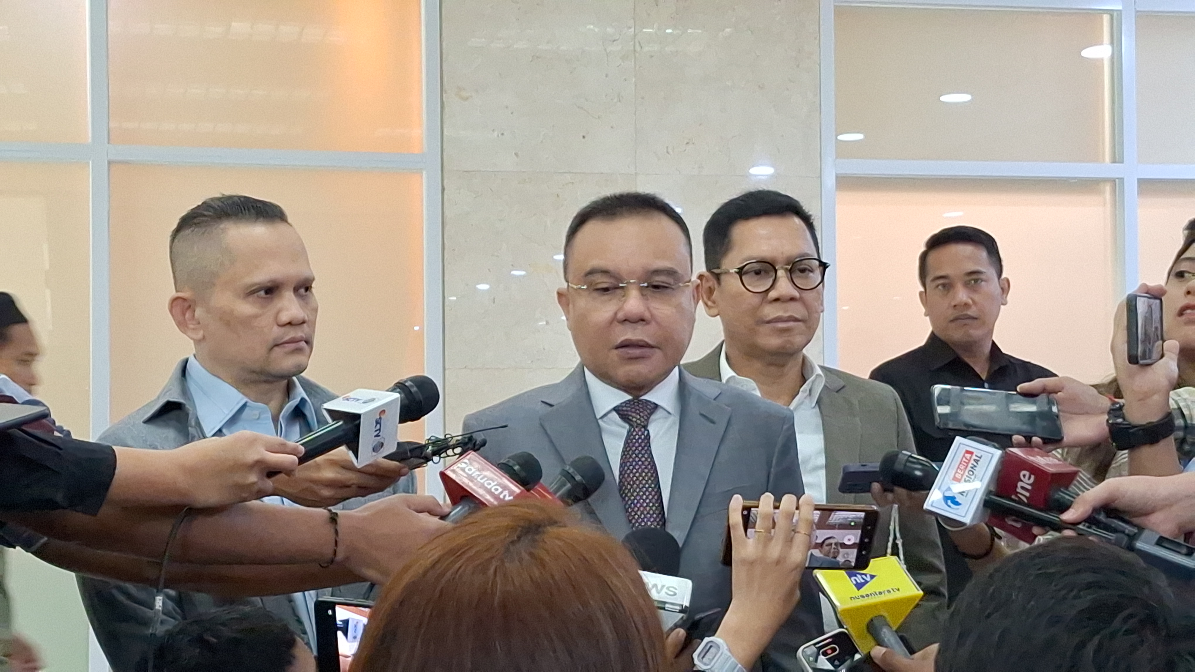 Kata Dasco Soal Budi Arie Ditolak DPC Gerindra: Tak Perlu Dibesar-besarkan