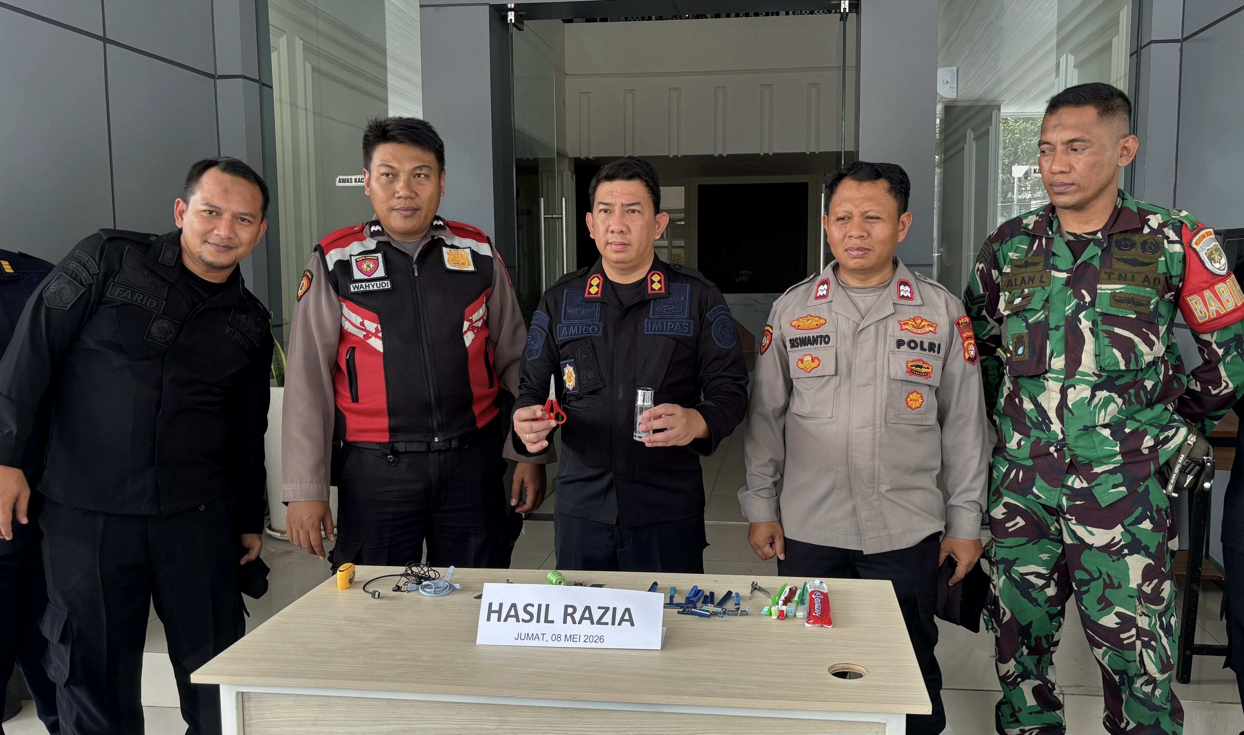 Lapas Kelas II A Salemba Dirazia, Bermacam Benda Terlarang Disita!