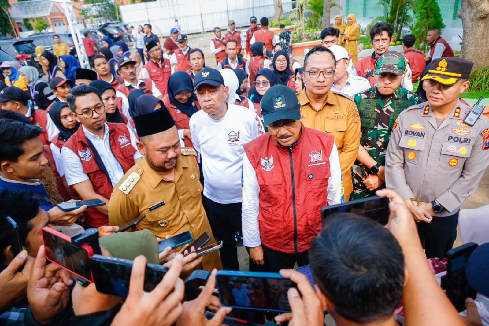 Gus Ipul Apresiasi SRMA 37 Gresik, Siapkan Program Kesehatan dan Modal Usaha untuk Orang Tua