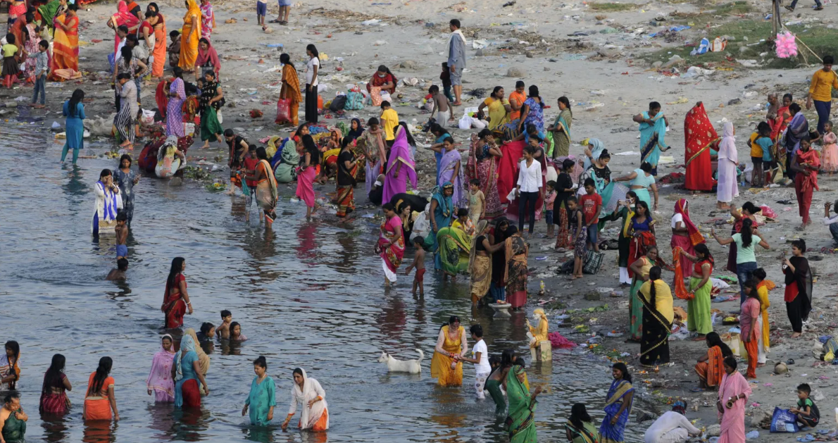 46 Orang Tenggelam Saat Festival Hindu di India