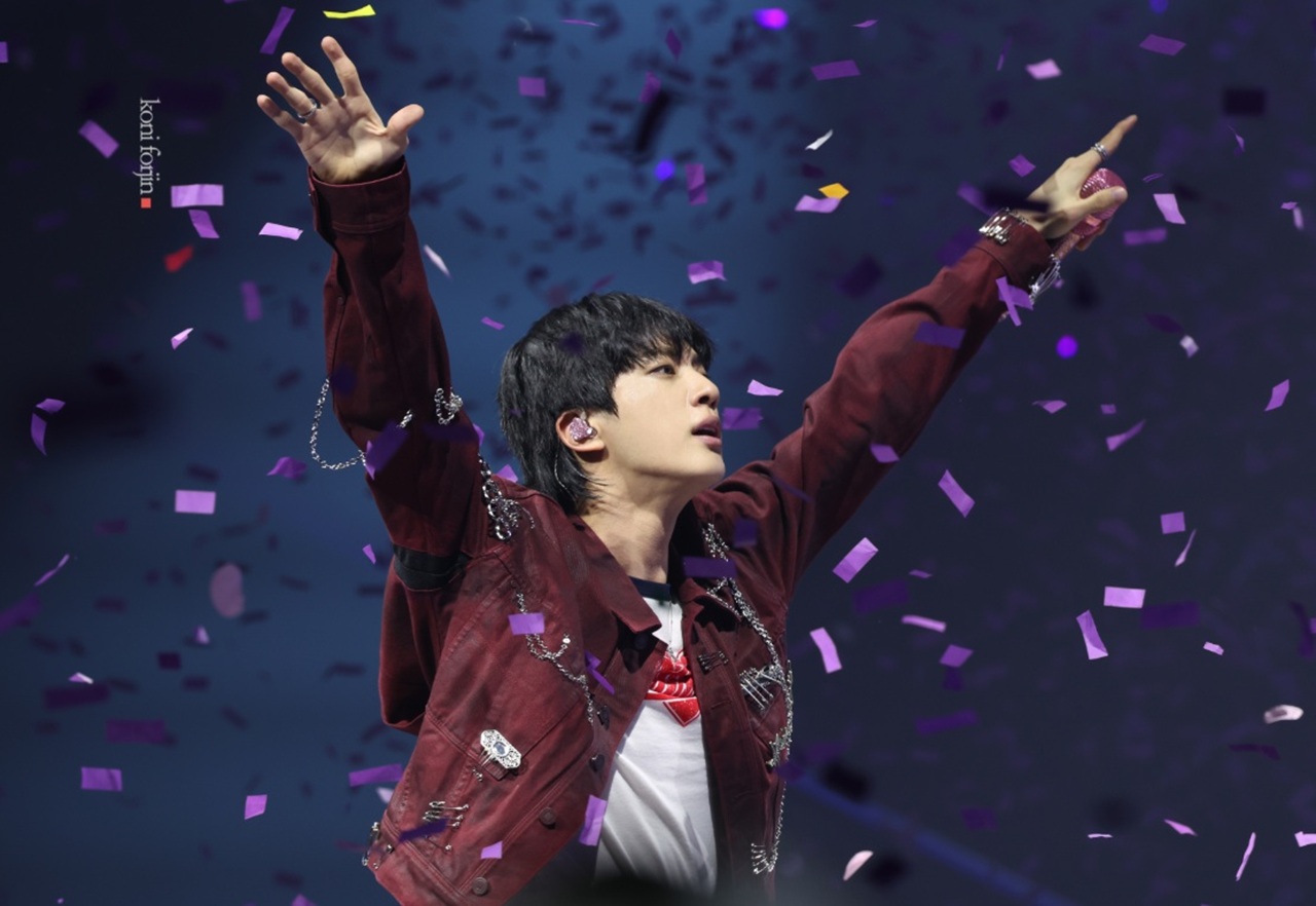 5 Highlight Konser Jin BTS di Tampa, Kehebohan RunSeokJin Muncul Lagi!