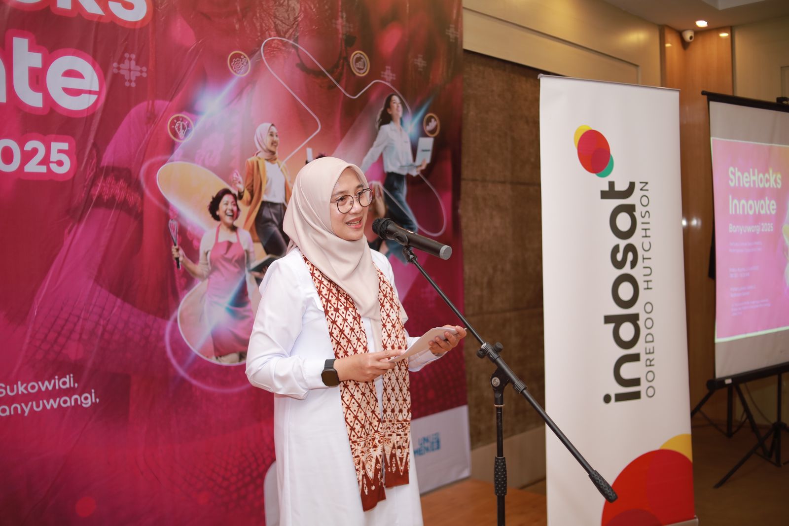 75 Pelaku UMKM Perempuan Ikuti SheHacks Innovative 2025 di Banyuwangi, Siap Go Digital Bareng Indosat