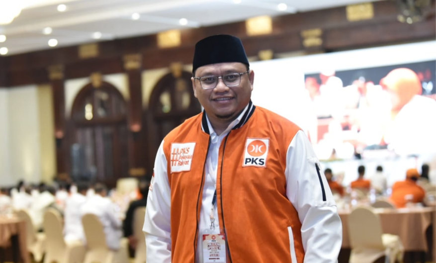Presiden Larang Pajabat Buka Puasa Bersama, PKS: Tidak Konsisten dan Kontraproduktif