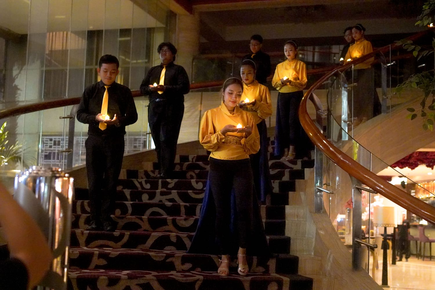 Wyndham Surabaya City Centre Sambut Natal Lewat Shine the Joy Season