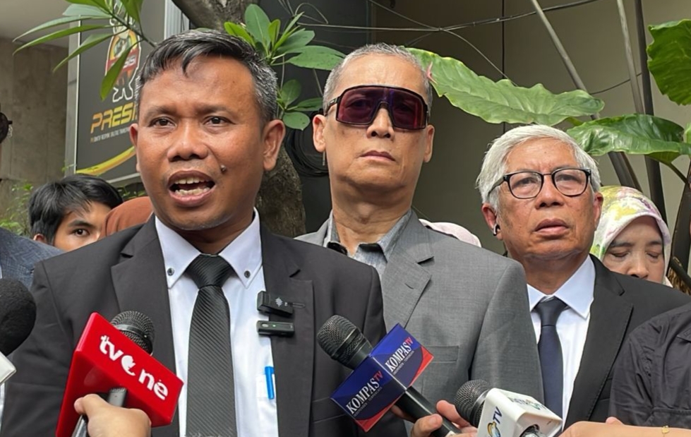 Roy Suryo Dkk Absen Pemeriksaan Jelang 17 Agustus, Tekan Eksekusi Putusan MA Silfester Matutina