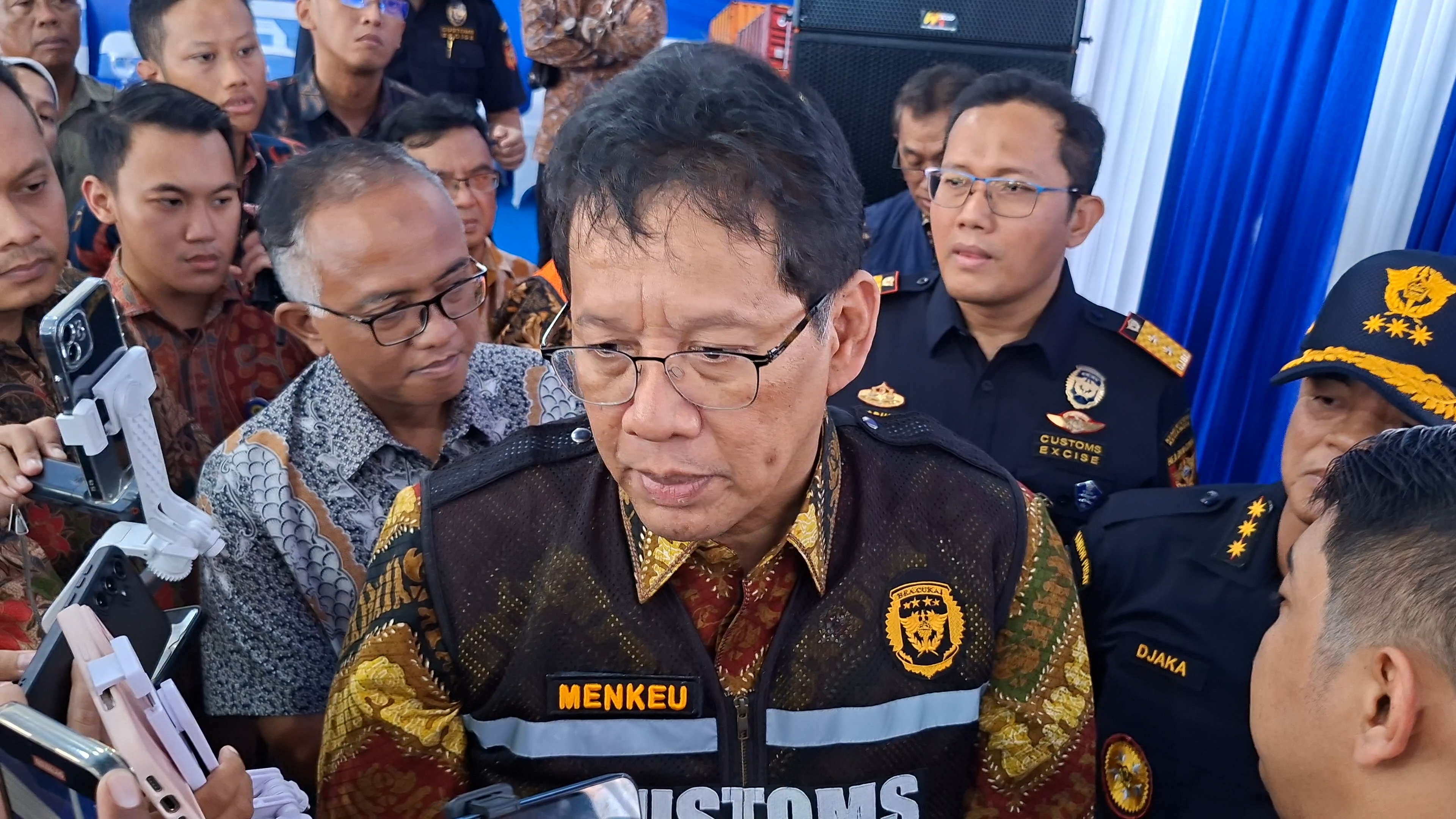 Cegah Impor Ilegal, Menkeu Purbaya Pasang Alat Pindai Peti Kemas Berbasis AI: Potensi Untung Rp1,2 Miliar