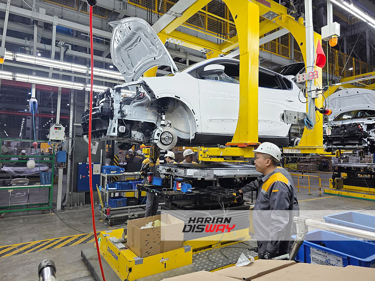 VinFast Media and Expert Trip 2025 (1):  98 Persen Produksi Dikerjakan Robot 