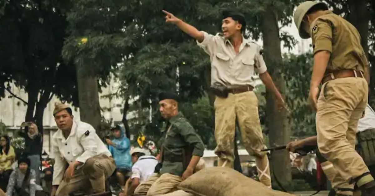 Teatrikal Sejarah di Herockmob 2025, Hadirkan Kisah Pahlawan Madun, Arek Genteng Kali Surabaya