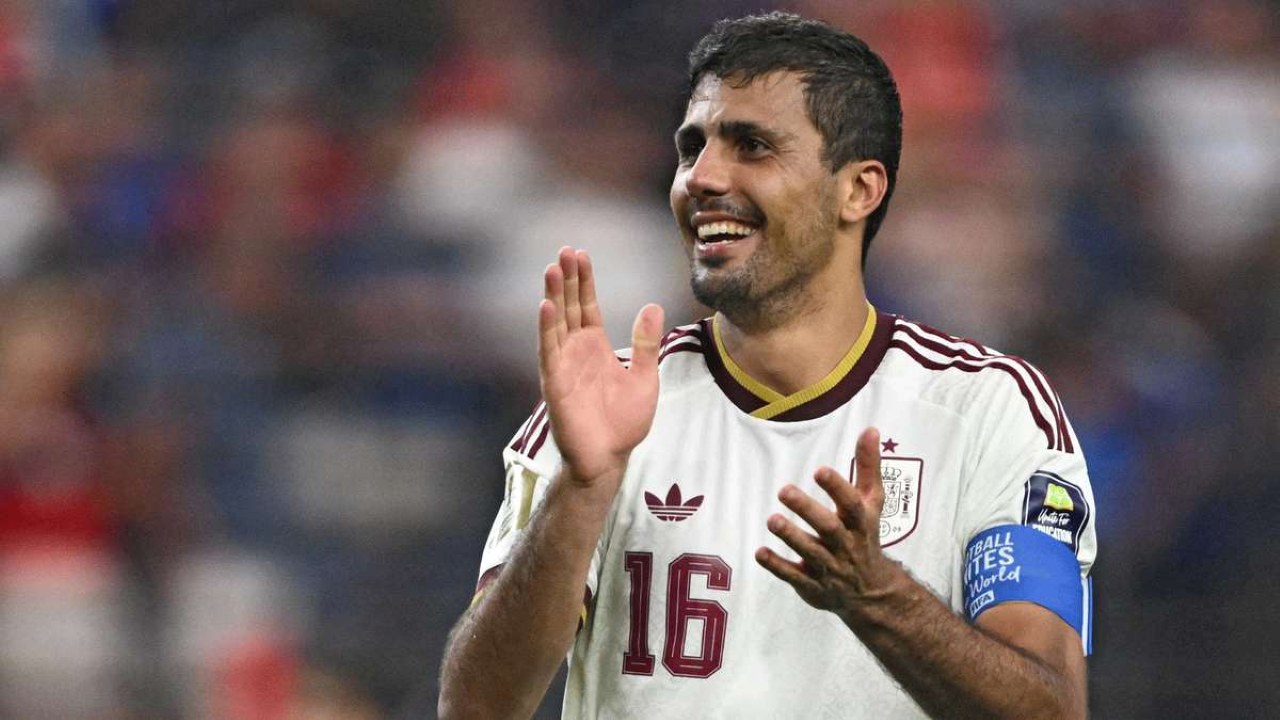 Rumor Rodri ke Madrid Menguat Lagi, Enzo Maresca Buka Suara 