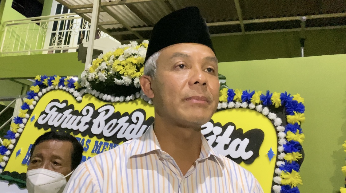 Hadir di Rumah Duka, Ganjar Pranowo Kenang Kebaikan Ferry Mursyidan: Almarhum Sosok Teman yang Baik