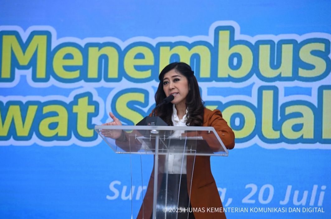 Menkomdigi Ajak Media Kawal Program Sekolah Rakyat dengan Informasi Akurat