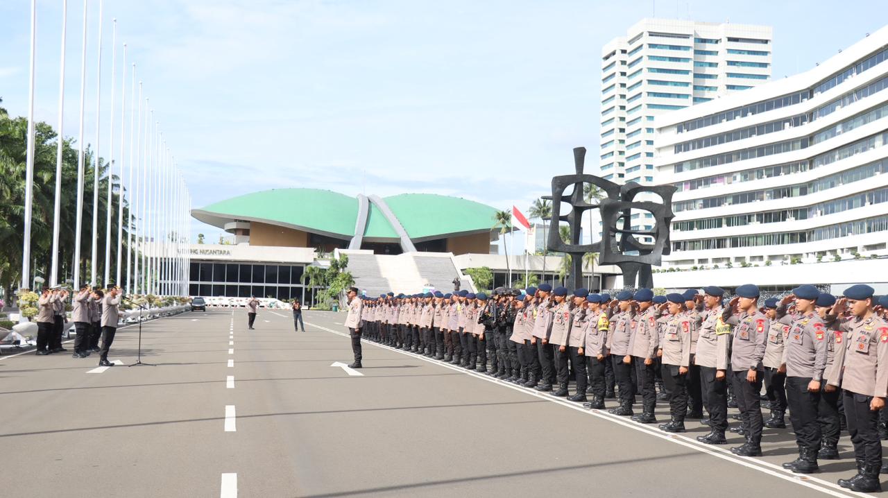 PMJ Kawal Aksi Buruh di DPR dengan Humanis dan Persuasif