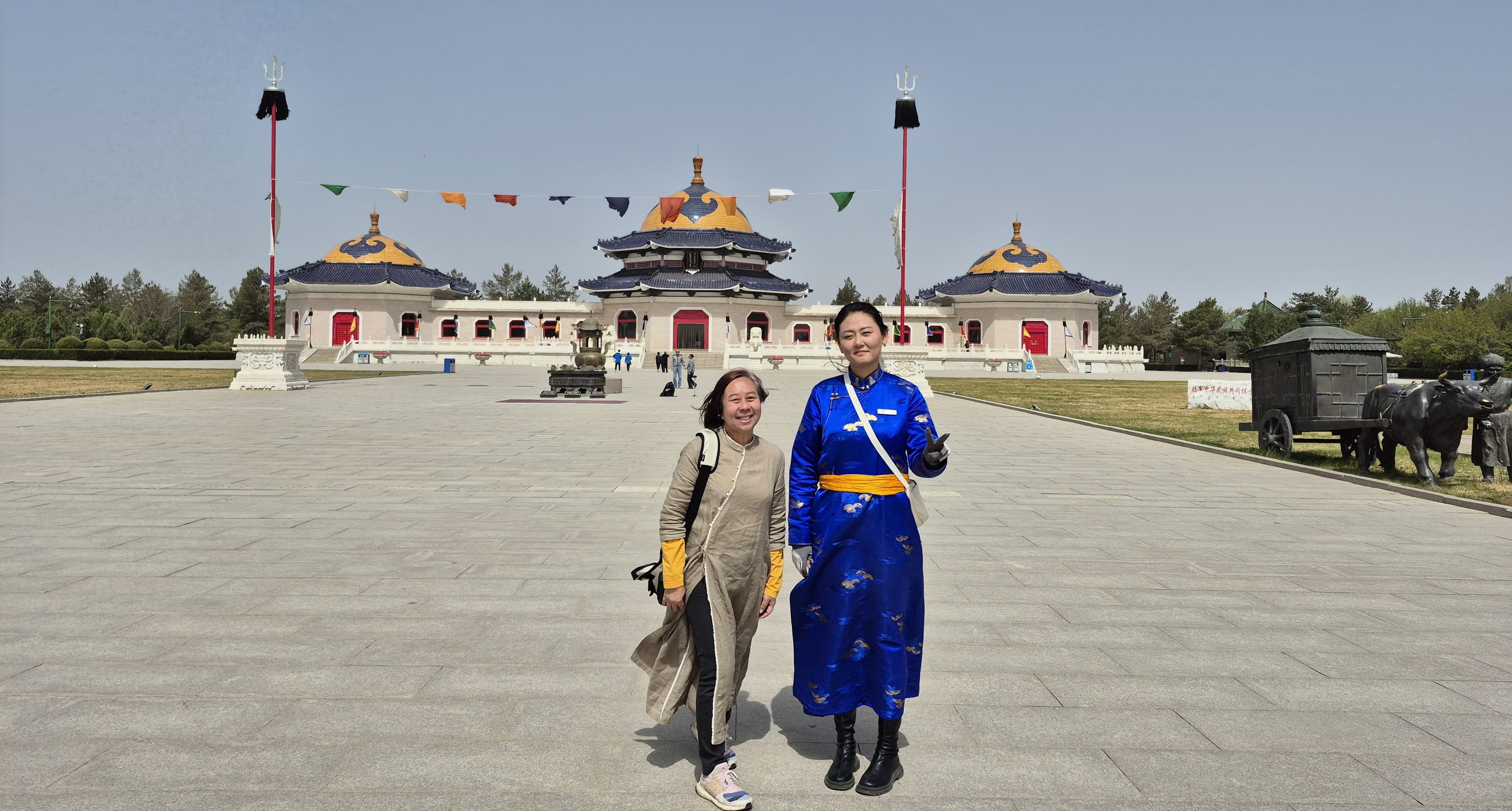 Bertandang ke Mongolia Dalam, Tiongkok (3): Melihat Pelangi di Gurun Kota Hantu