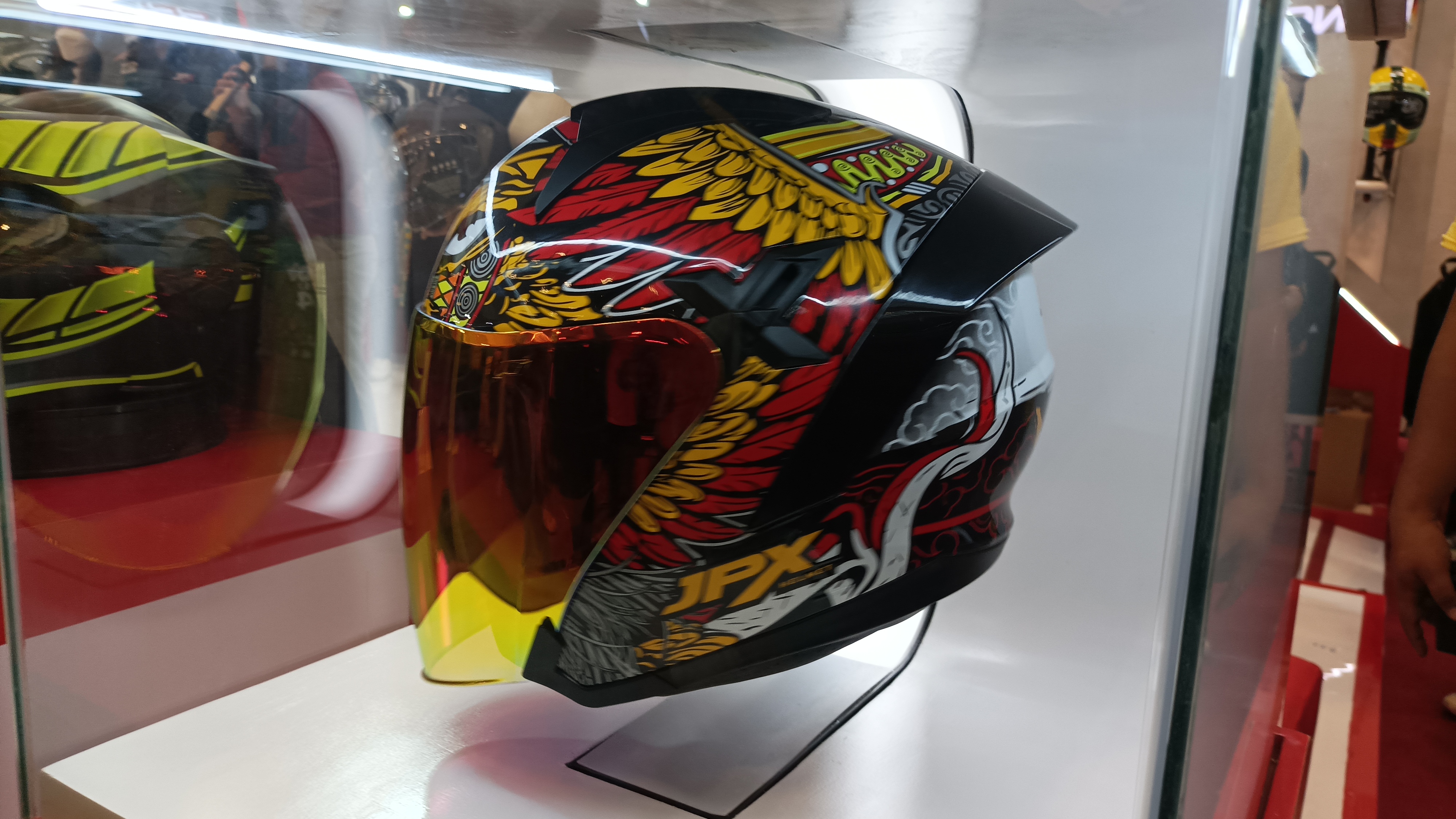 JPX Luncurkan Nova X, Helm Half Face Penuh Fitur dengan Desain Aerodinamis, Cuma Rp 750 Ribuan