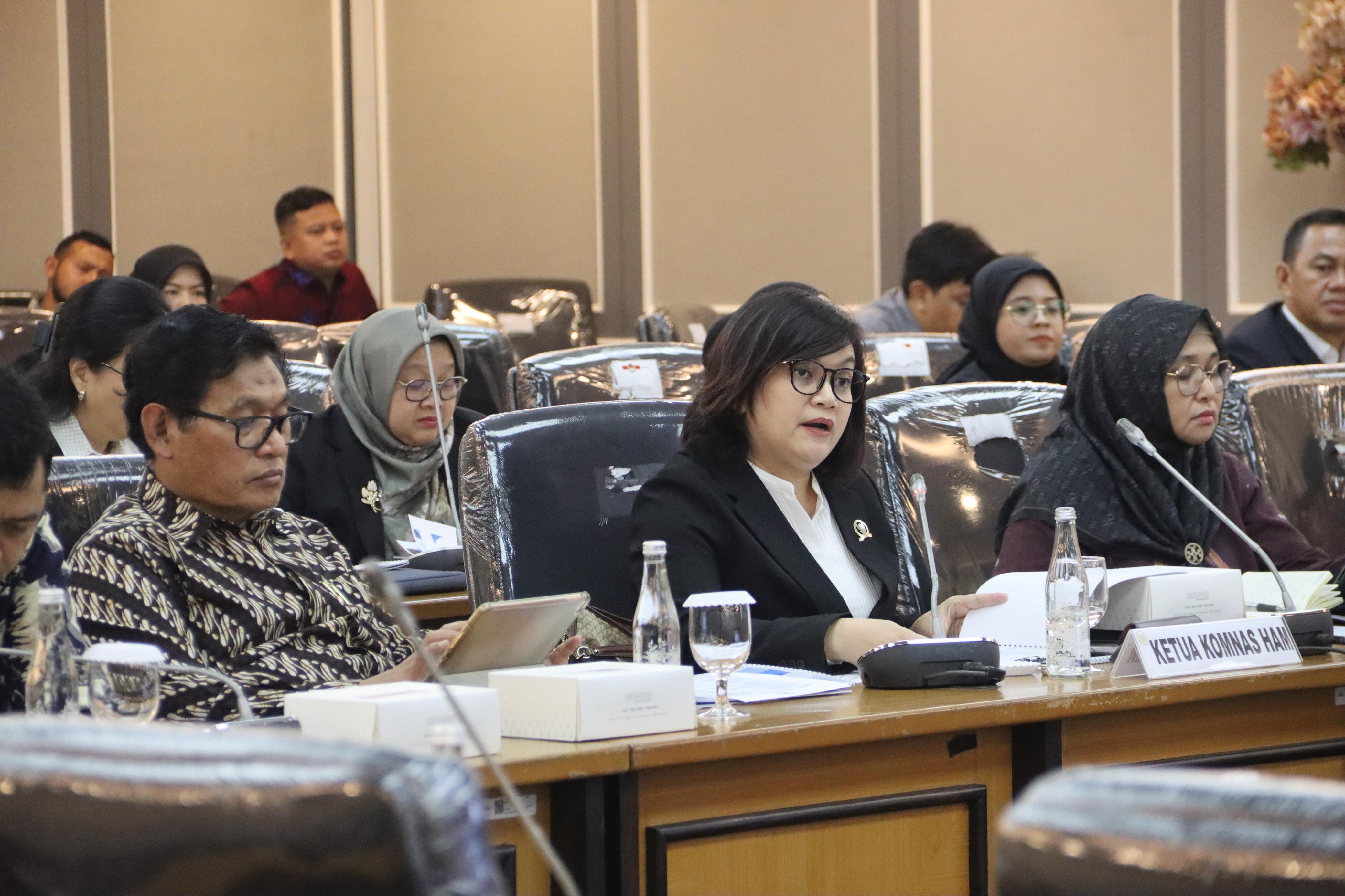 Vasektomi Jadi Syarat Bansos Dikhawatirkan Langgar HAM