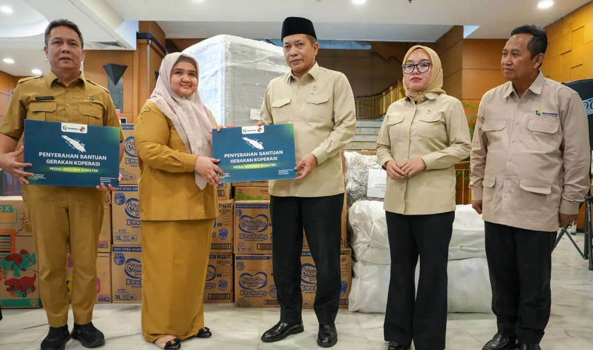 Kemenkop Gerakkan Koperasi Peduli Korban Bencana Sumatera 