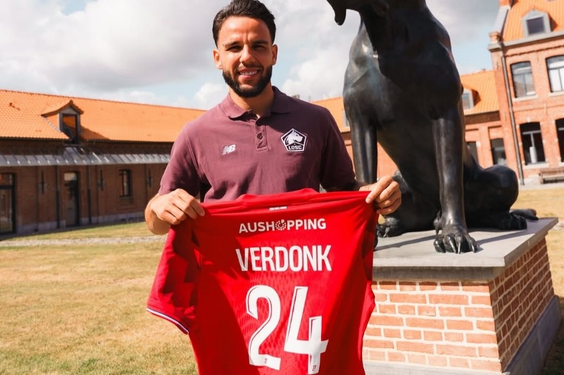 Detail Transfer Calvin Verdonk ke LOSC Lille: Dikontrak 3 Musim