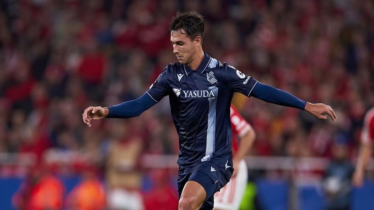 Martin Zubimendi Belum Katakan 'Oke' ke Arsenal, Lebih Pilih Puji Xabi Alonso!