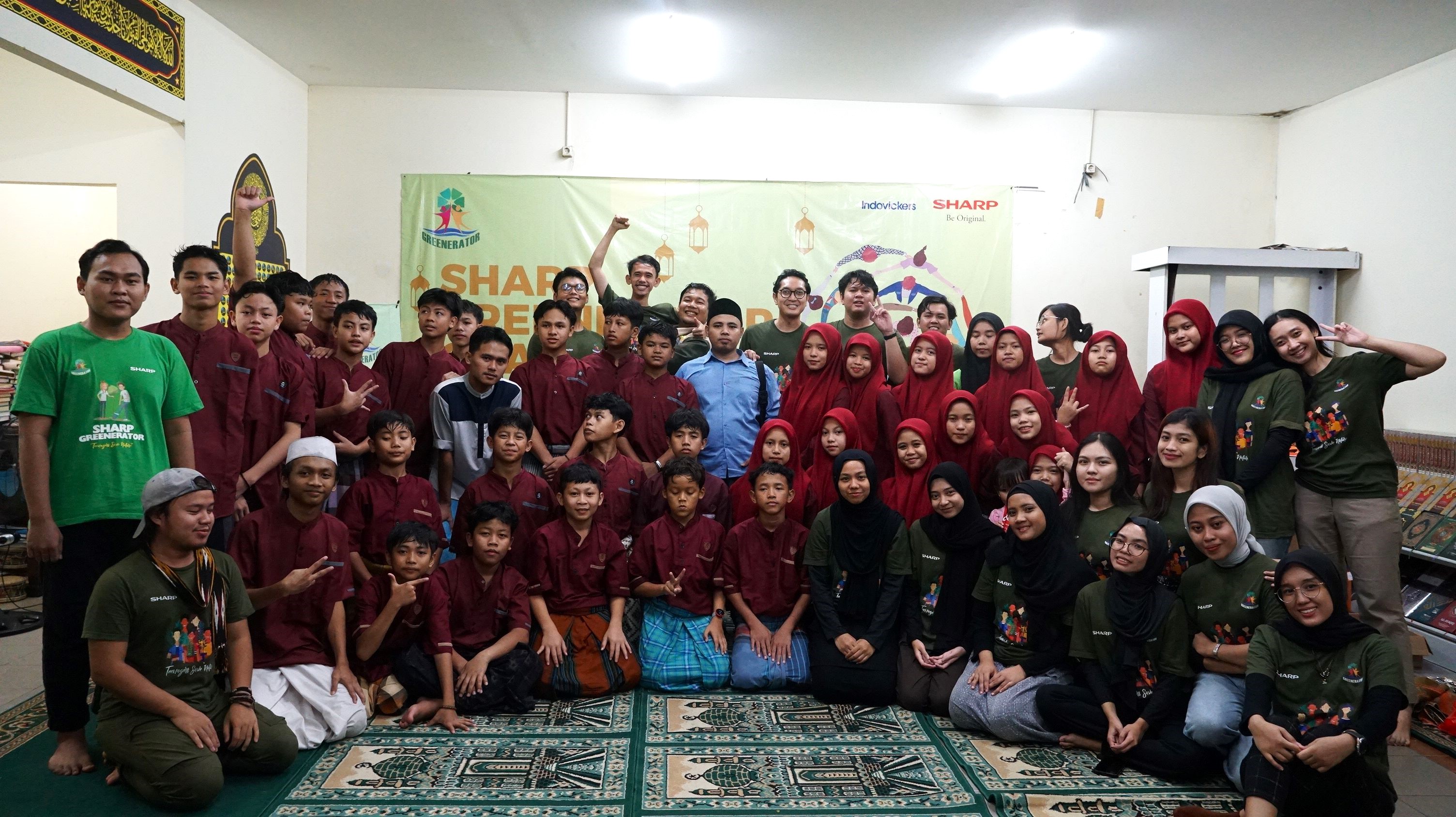 Aksi Sosial Sharp Greenerator, Berbagi Kebahagiaan Bersama Anak Panti di Bogor