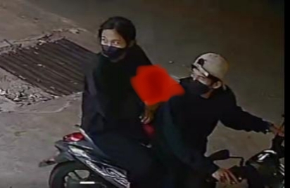 Kronologi Aksi Sepasang Pelaku Curanmor Terekam CCTV, Diduga Suami Istri