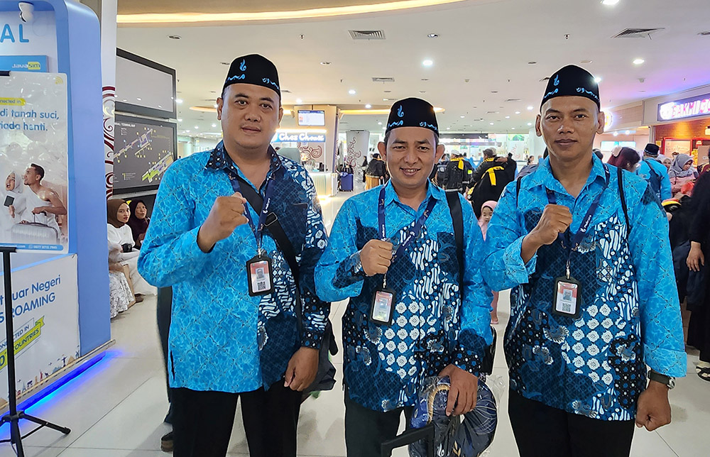 Umrah Bersama Mabruro (2): Suasana Haru saat Keluarga Melepas di Bandara Juanda