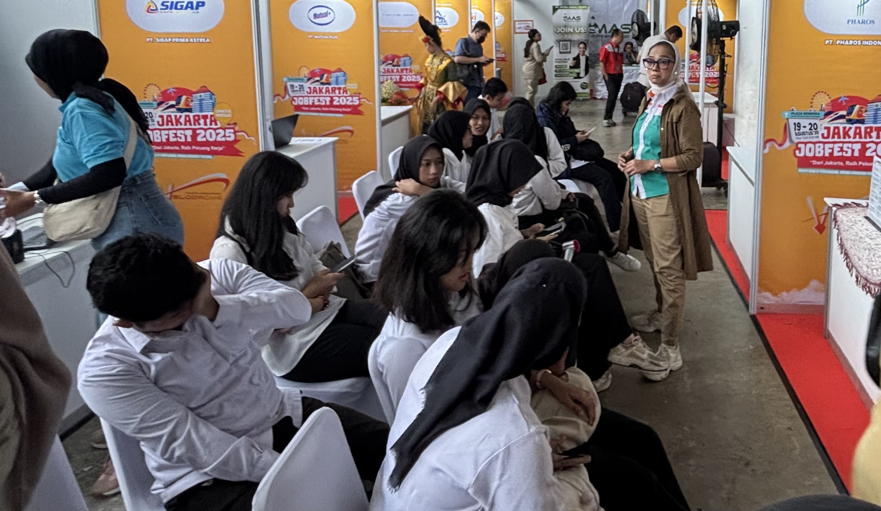 Jobfest 2025 di Velodrome Diserbu Fresh Graduate, 2.000 Lowongan Tersedia