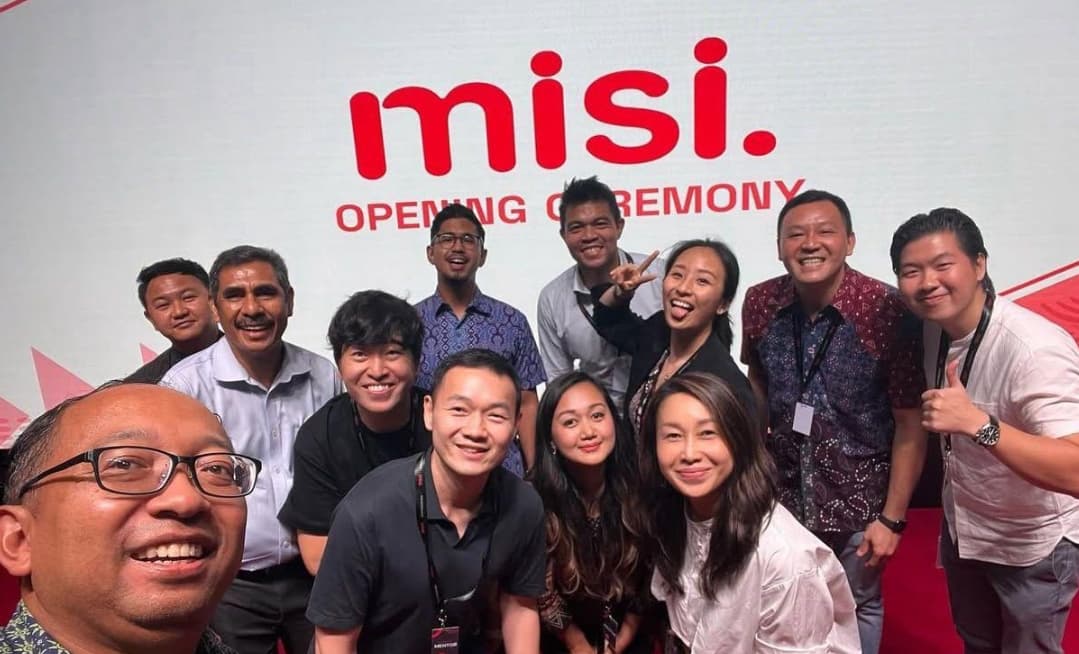 Cerita Diaspora oleh I.G.A.K. Satrya Wibawa (1): Jejak Diplomasi dari Singapura ke Paris