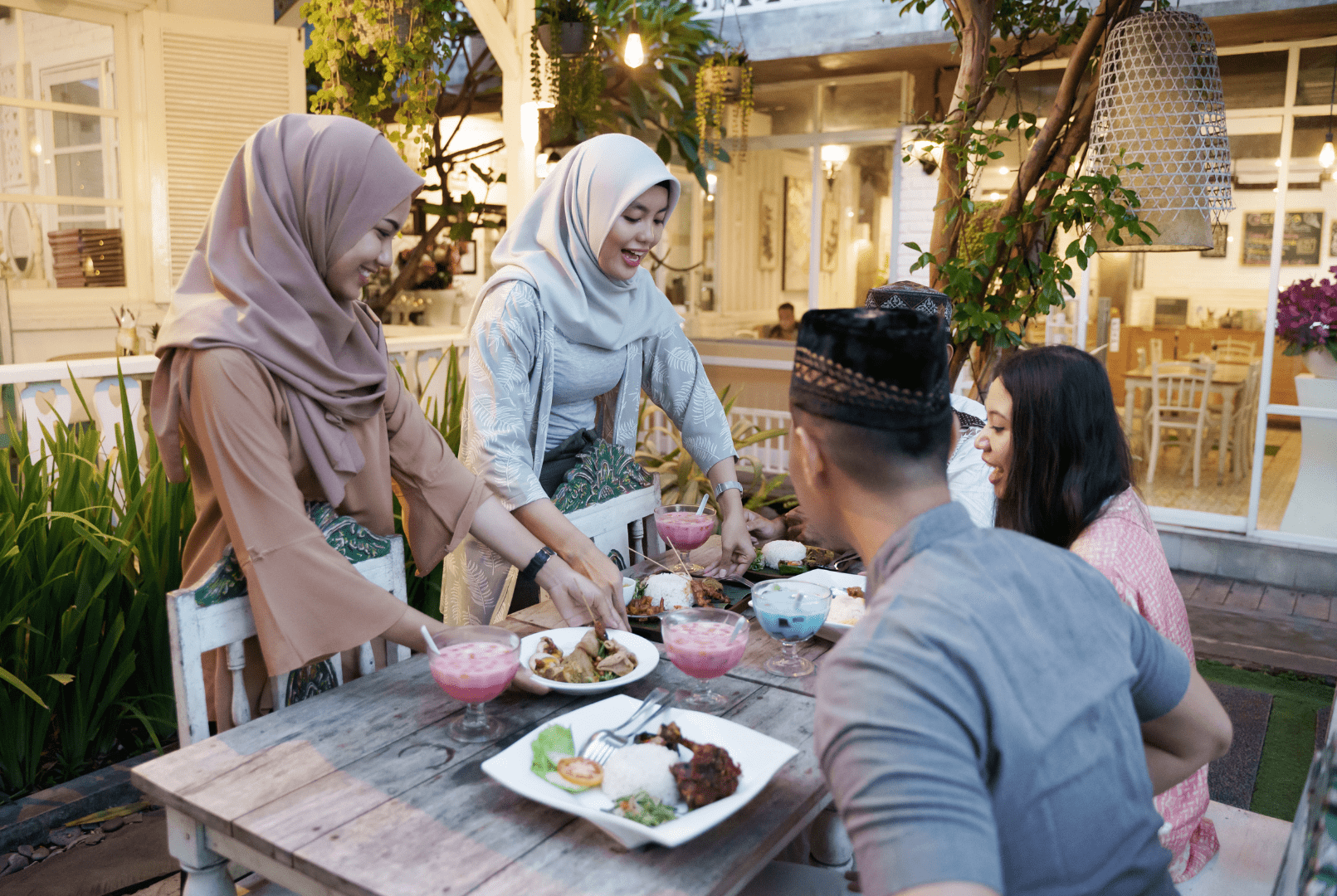 5 Rekomendasi Tempat Bukber Menarik di Surabaya