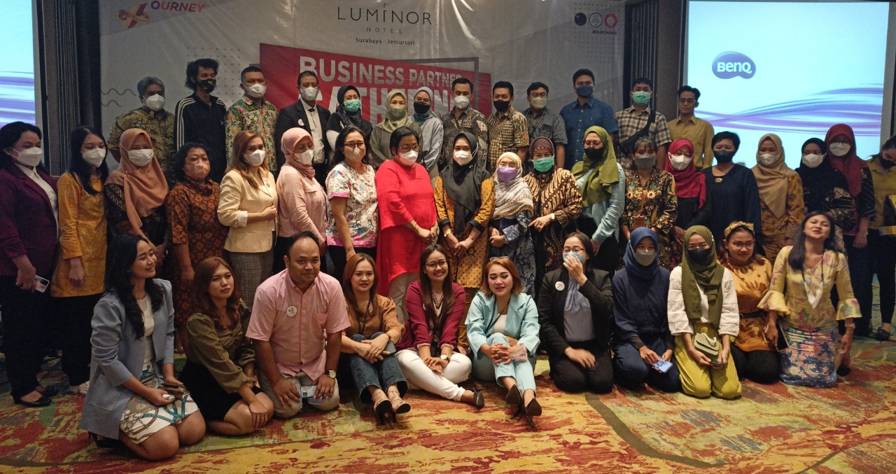 Joyful Journey Business Partner Gathering Tandai Anniversary ke-7 Luminor Hotel Jemursari Surabaya