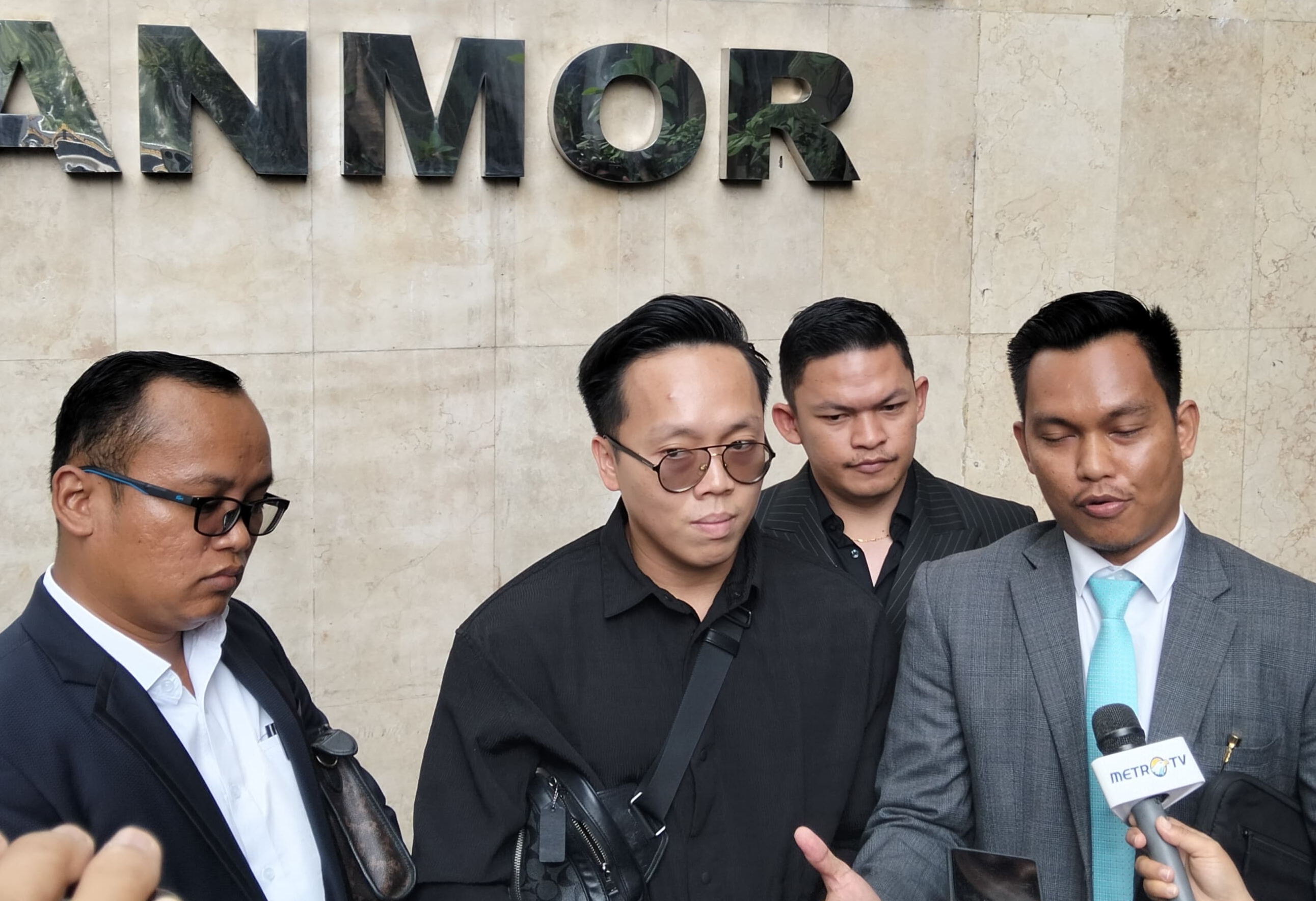 Korban Kelas Kripto Timothy Ronald Diperiksa Polda Metro, Ngaku Rugi Rp3 Miliar!
