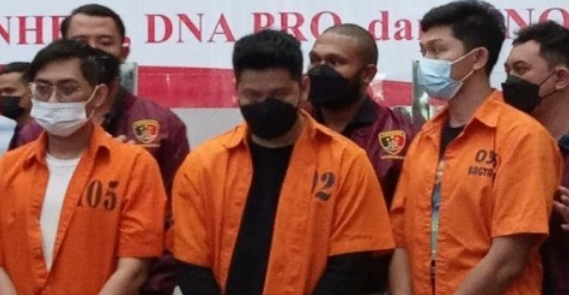 Identitas Bos Besar Binomo Diungkap Kepolisian, Tapi Tak Bisa Ditangkap?   